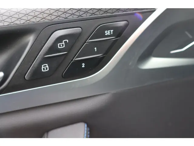 BMW X4 xDrive20i Business Edition Plus 2022 Benzine 27