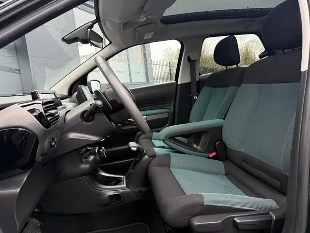 Citroën C4 Cactus 1.2 e-VTi Shine 2015 Benzine 7