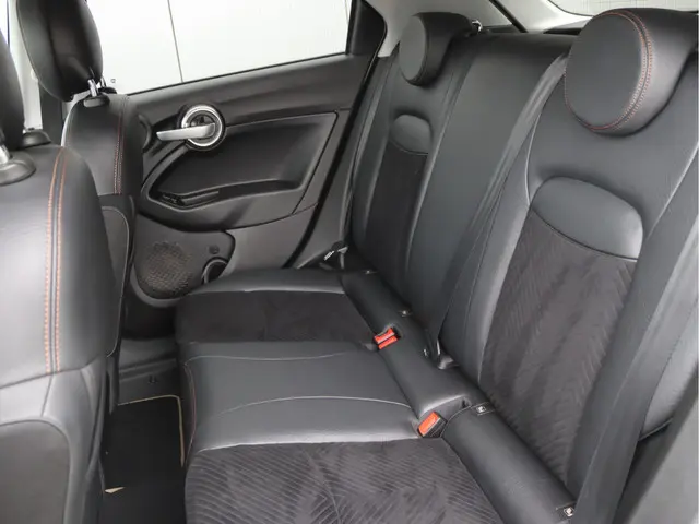 Fiat 500X 1.4 Turbo MultiAir S-Design 2018 Benzine 28
