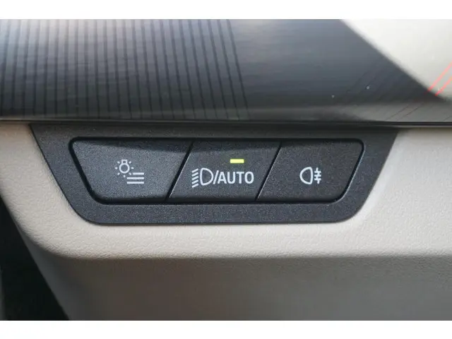 BMW iX2 xDrive30 2025 Elektrisch 34