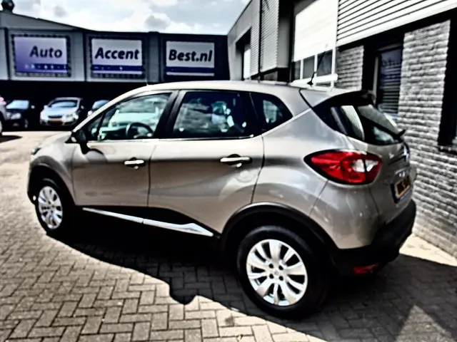 Renault Captur 0.9 TCe Expression 2016 Benzine 35