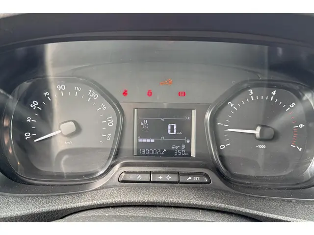 Toyota ProAce Compact 1.6 D-4D Cool Comfort 2019 Diesel 18