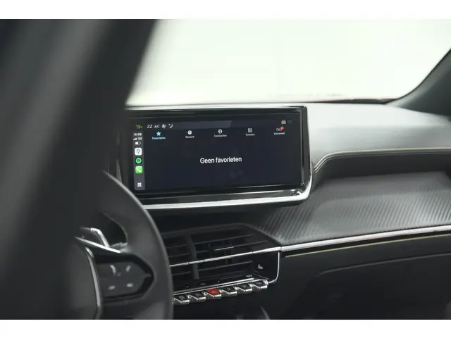 Peugeot 2008 PureTech 130 EAT8 GT 2024 Benzine 67