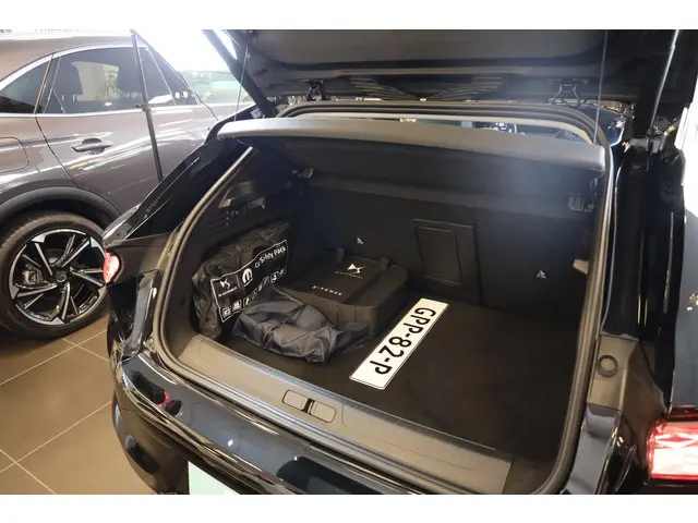 DS DS 4 e-Tense 225 'Etoile' 2024 Hybride Benzine 26