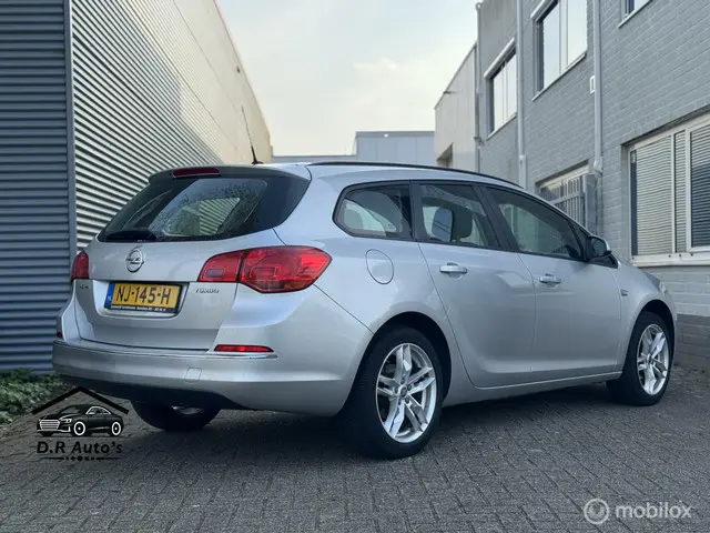 Opel Astra Sports Tourer 1.4 Turbo Sport + 2015 Benzine 4