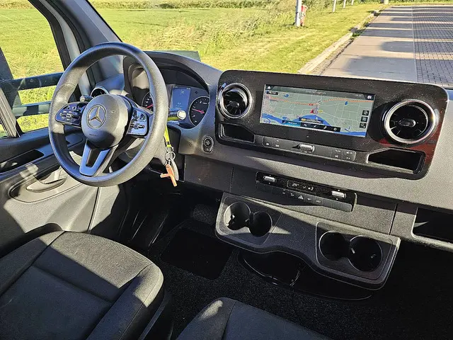 Mercedes-Benz Sprinter 516 2020 Diesel 8