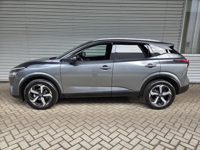 Nissan QASHQAI 1.3 MHEV N-Connecta 2023 Benzine 3
