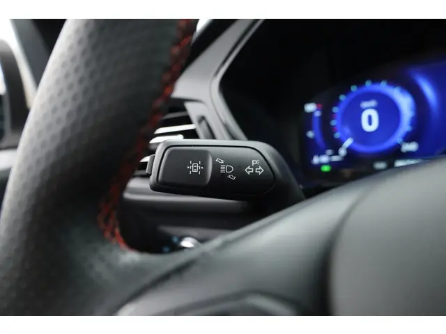 Ford Kuga 2.5 MHEV ST-Line 190pk 2022 Hybride Benzine 9