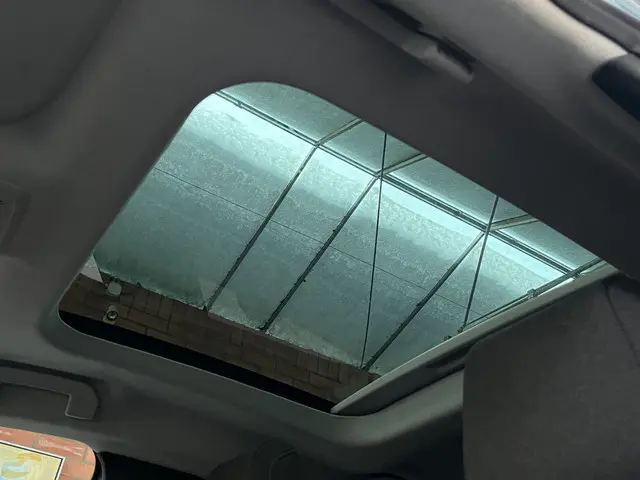 Citroën ë-C4 Shine 50 kWh 2021 Elektrisch 28