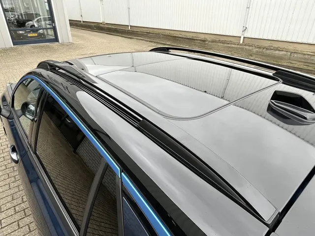 Lynk & Co 01 1.5 2023 Hybride Benzine 81