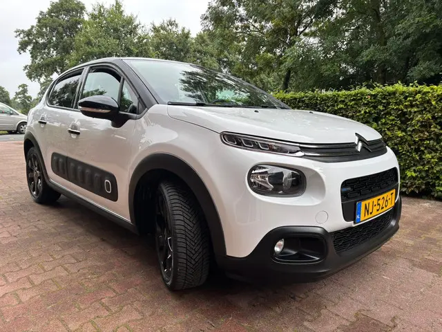 Citroën C3 1.2 PureTech S&S Shine 2017 Benzine 4