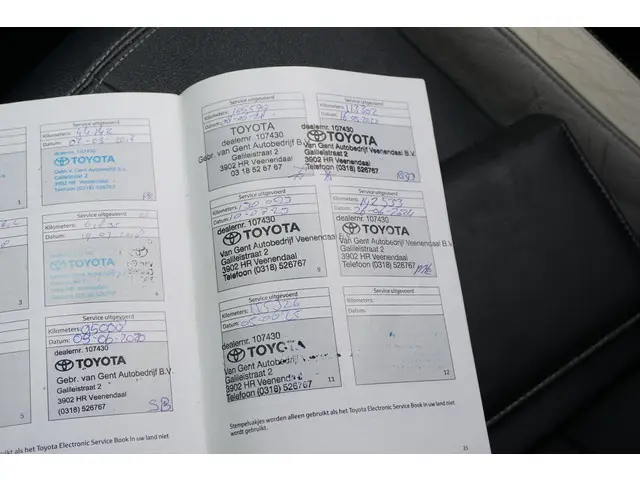 Toyota Aygo 1.0 VVT-i x-clusiv 2014 Benzine 29