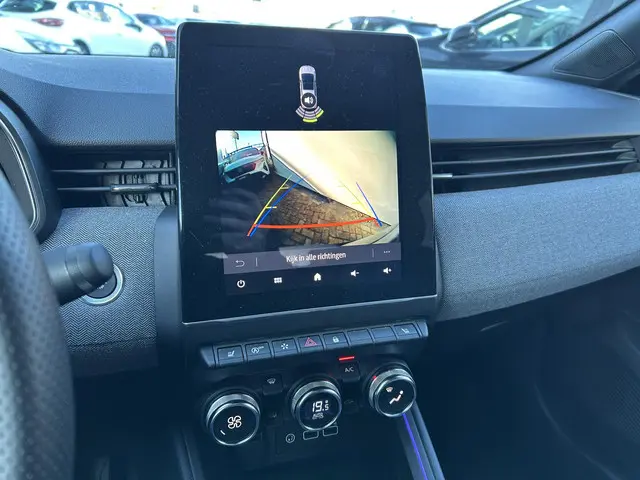 Renault Clio 1.0 TCe 90 GPF techno 2024 Benzine 13