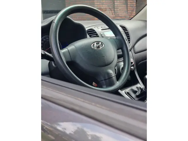 Hyundai i10 1.0 Pure 2013 Benzine 17