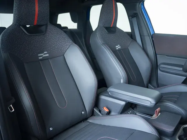 MINI Countryman C 2025 Benzine 8