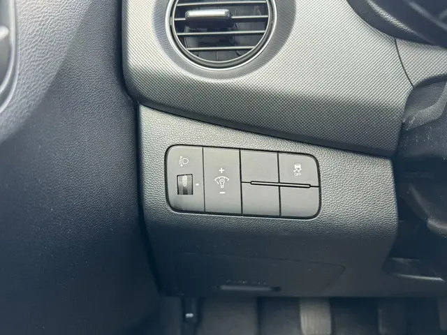 Hyundai i10 1.0i Comfort 2018 Benzine 19