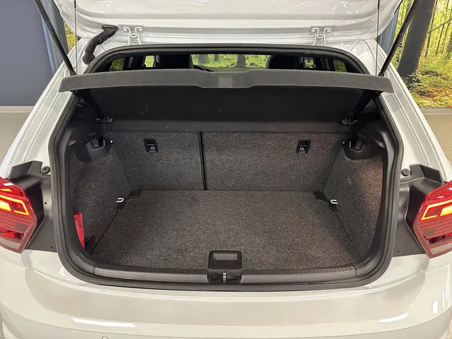 Volkswagen Polo 2.0 TSI GTI 2018 Benzine 23