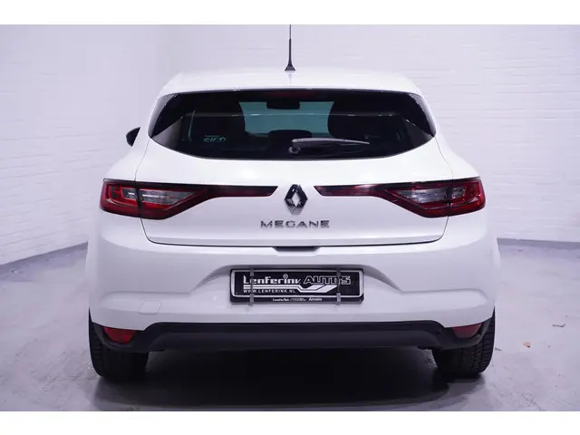 Renault Mégane 1.3 TCe Limited 2019 Benzine 8