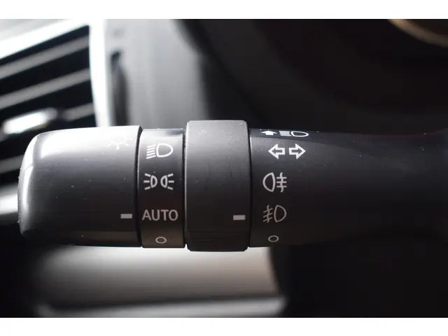 Subaru Forester 2.0 Premium - Trekhaak - 2015 Benzine 23