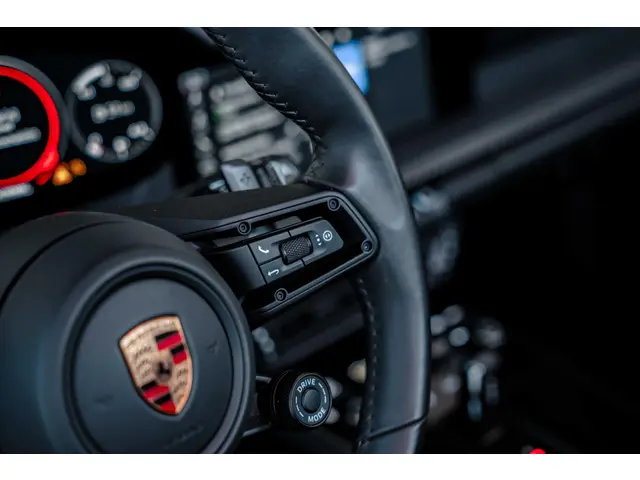 Porsche 911 Carrera 4S Cabriolet 2020 Benzine 28