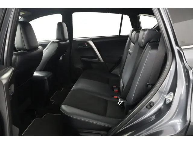 Toyota RAV4 2.5 Hybrid Style 2016 Hybride Benzine 18