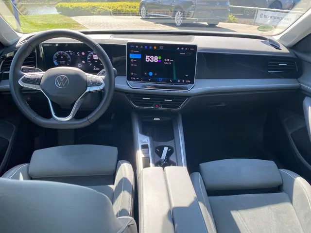 Volkswagen Passat Variant 1.5 eTSI Business 2024 Benzine 11