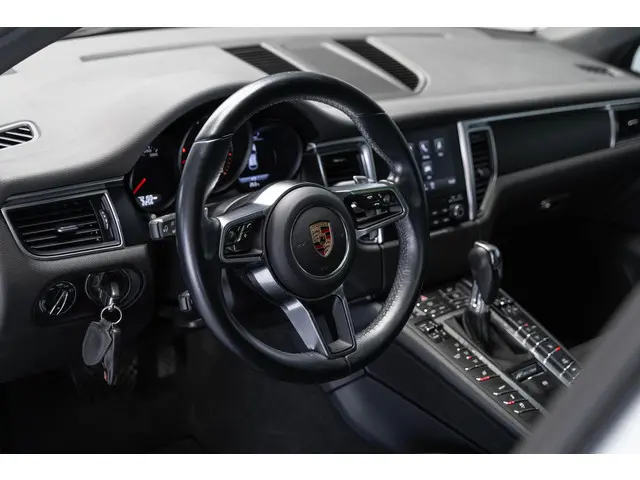 Porsche Macan 2.0 252 PK Panorama 21' 2017 Benzine 21