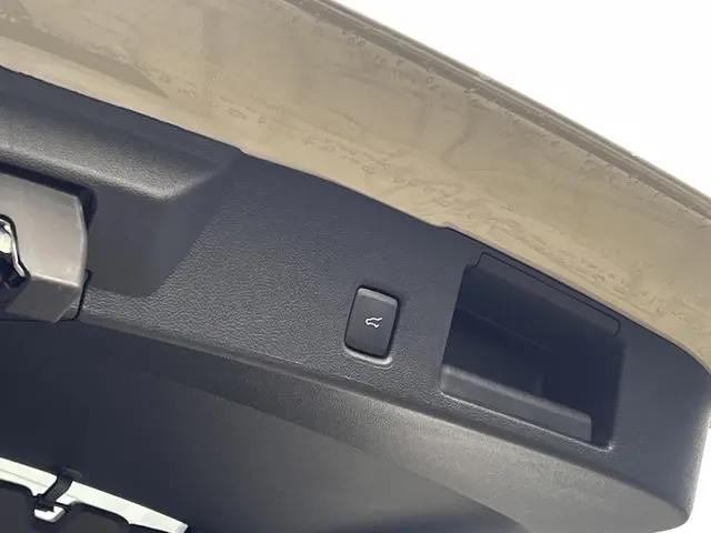 Ford Kuga 2.5 PHEV Sound Edition 2025 Hybride Benzine 44