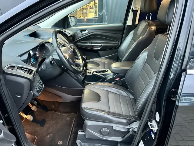 Ford Kuga 1.5 Trend | Lees Tekst!!!! | 2015 Benzine 7