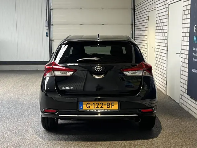 Toyota Auris 1.2T Dynamic 1300kg trekgewicht 2019 Benzine 6