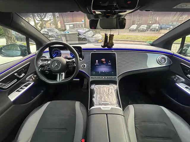Mercedes-Benz EQE 350+ AMG Line 91 kWh 2022 Elektrisch 10