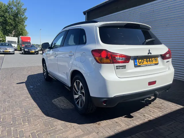 Mitsubishi ASX 1.6 Cleartec Intense+ 2015 Benzine 6
