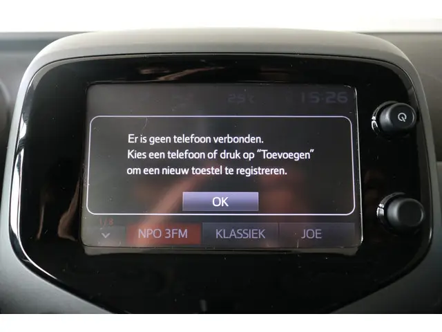 Toyota Aygo 1.0 VVT-i x-play Cabrio, 2019 Benzine 8
