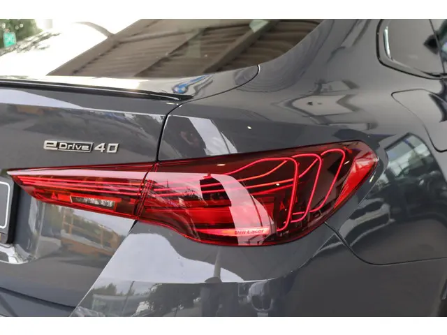 BMW i4 eDrive40 2025 Elektrisch 4