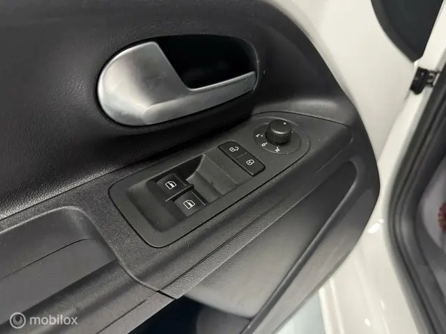 Volkswagen up! 1.0 BMT high up! 2019 Benzine 15