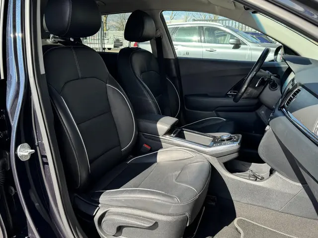 Kia e-Niro EXECUTIVELINE 64 KWH 2020 Elektrisch 9