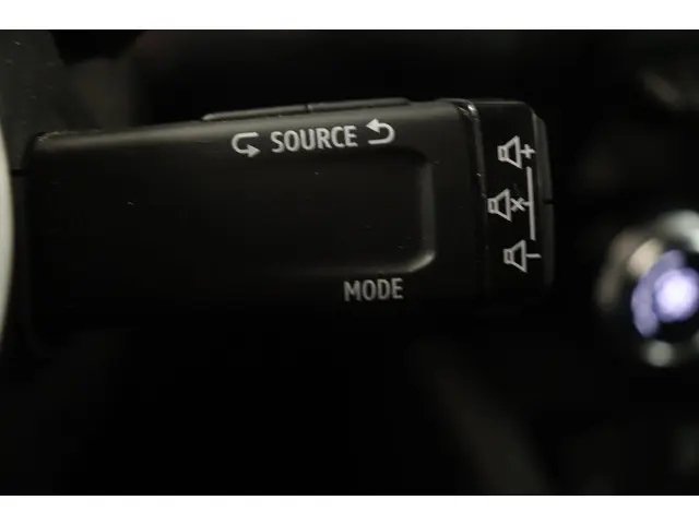 Renault Captur 1.0 TCe 90 techno 2023 Benzine 33