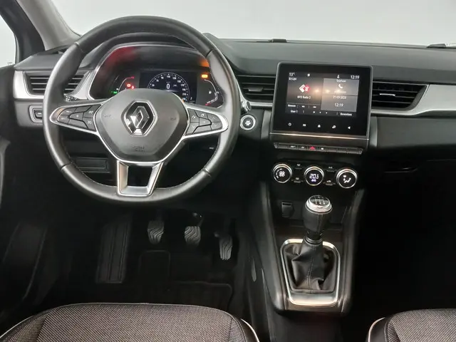 Renault Captur 1.0 TCe 100 Intens 2020 Benzine 24