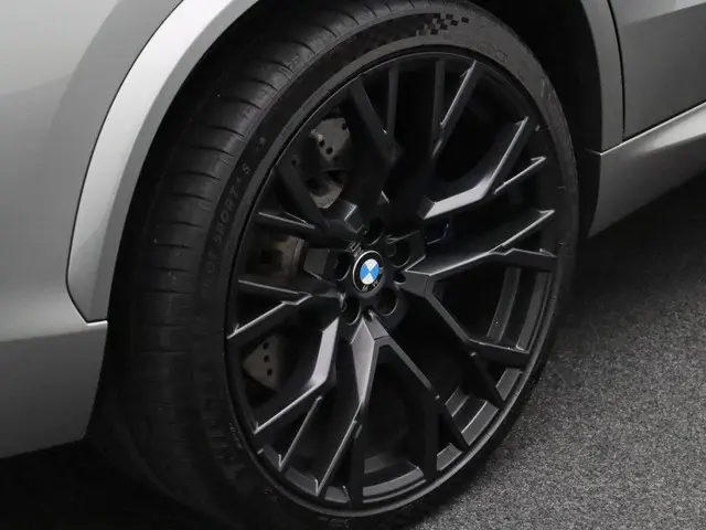 BMW X5 M Competition 2022 Benzine 45