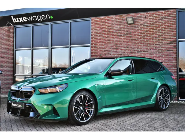 BMW M5 5-serie Touring 2024 Hybride Benzine 51