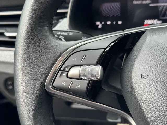 Škoda Kamiq FACELIFT Selection 1.0 TSI 2024 Benzine 12