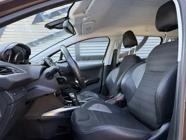 Peugeot 2008 1.6 VTi Première 2014 Benzine 9