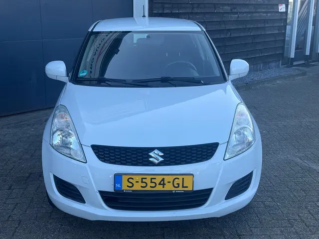Suzuki Swift 1.2 Comfort EASSS 2013 Benzine 4