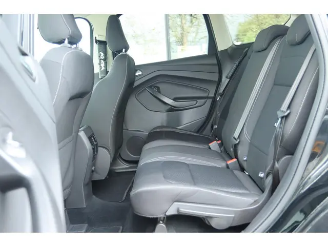 Ford Kuga 1.5 ECOBOOST TITANIUM 2020 Benzine 15