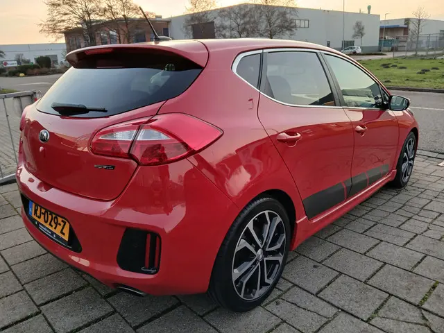 Kia cee'd 1.0 T-GDi GT-Line 2015 Benzine 5