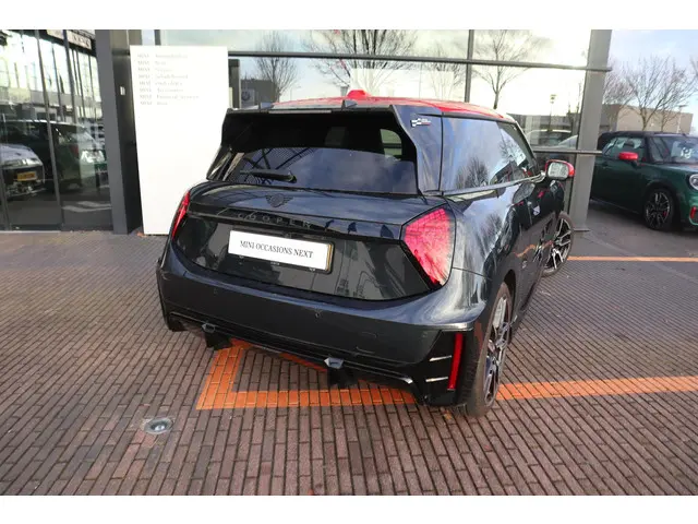 MINI 3-Deurs Cooper E 2024 Elektrisch 5