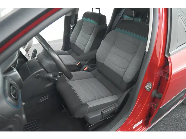 Citroën C3 PureTech 82 Shine 2020 Benzine 27