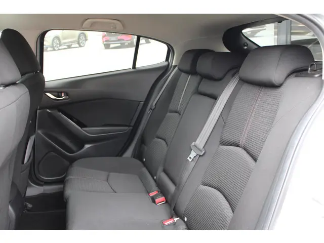 Mazda 3 HB 2.0 SkyActiv-G 120 TS+ 2017 Benzine 24