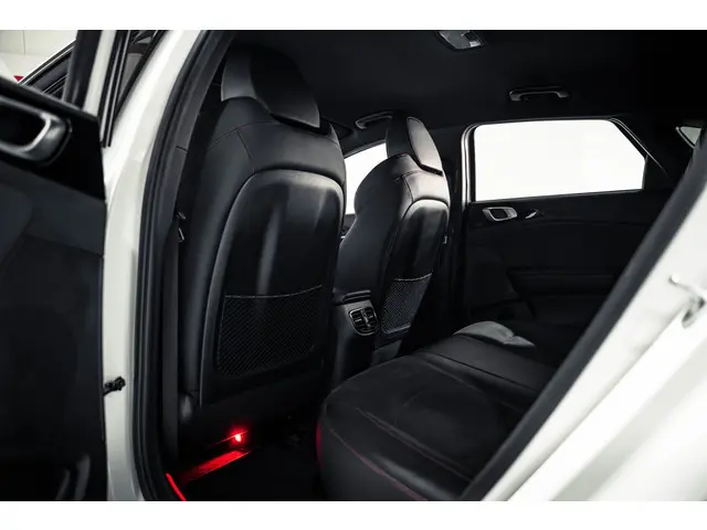 Kia ProCeed 1.6 T-GDI GT 2023 Benzine 28