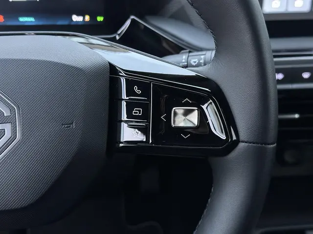 MG MG3 Hybrid+ 1.5 Hybrid+ Luxury 2024 Hybride Benzine 36